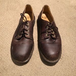 Dr. Marten’s 1561 Leather Oxford Airwaves